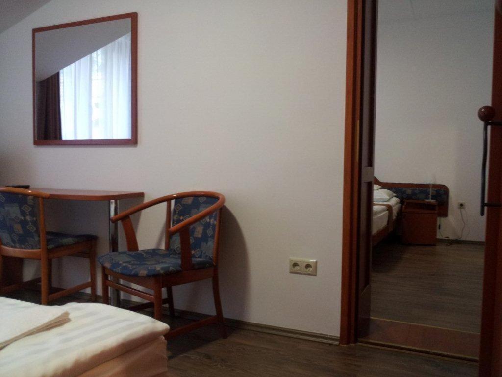 Fenyves Hotel Bekescsaba Exterior photo